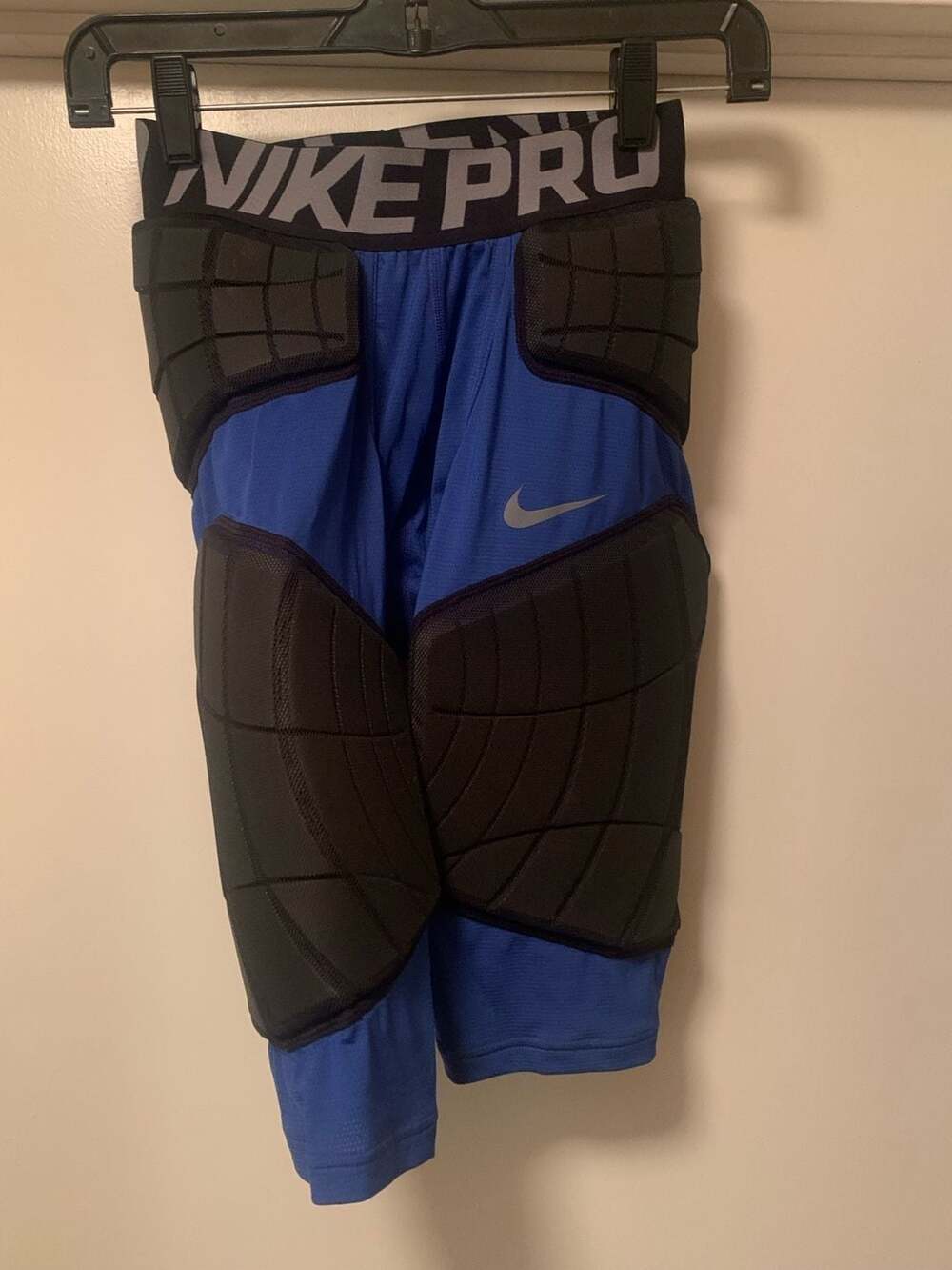 Nike Pro Hyperstrong Padded Men's Compression Shorts Royal Blue Sz M 746916-493
